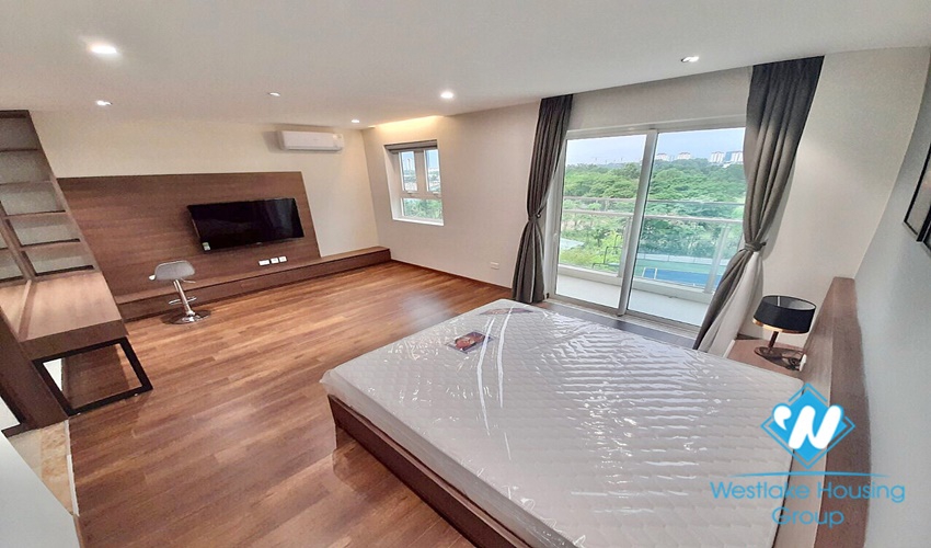 Nice new apartment for rent at the link Ciputra building 3 bedrooms 2 bathrooms fully furnished
